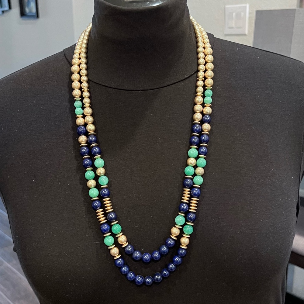 NWT - Beautiful double strand beaded necklace